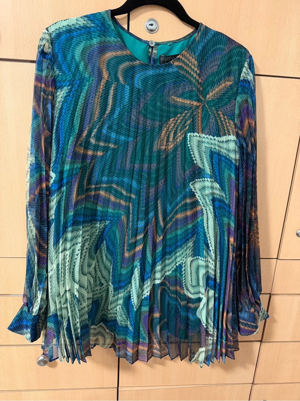 Authentic Marina Rinaldi Made in Italy Pleated Print Top – US Size 10